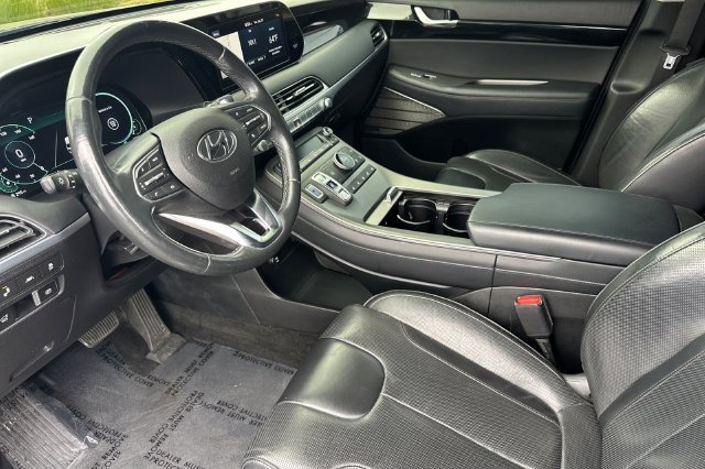 Used 2021 Hyundai Palisade Limited FWD image 11