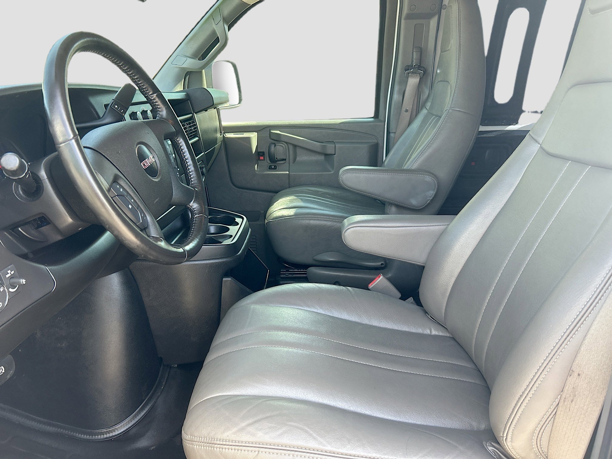 Used 2021 GMC Savana 2500 w/ Driver Convenience Package RWD image 20