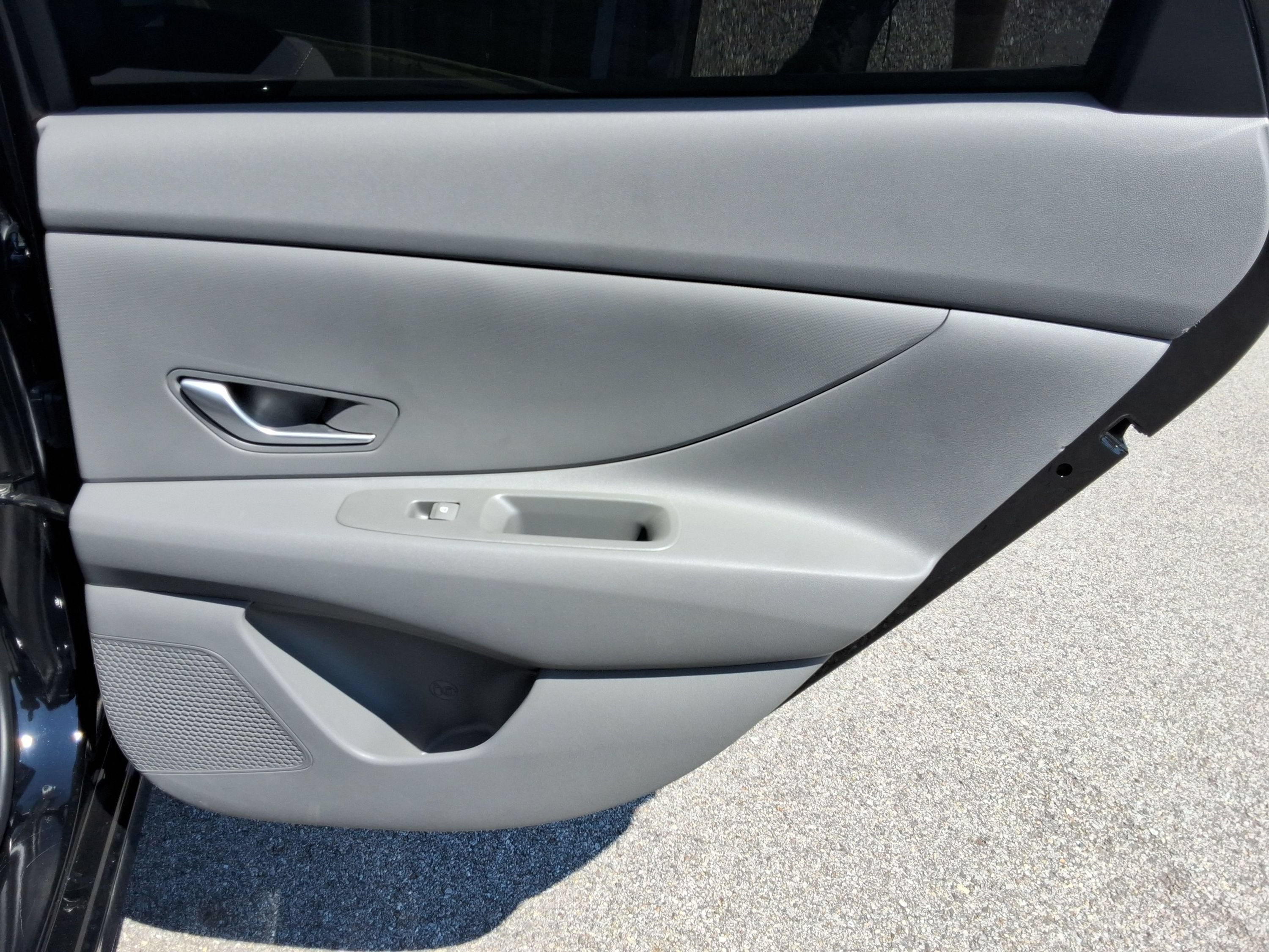 Used 2024 Hyundai Elantra SEL FWD image 21