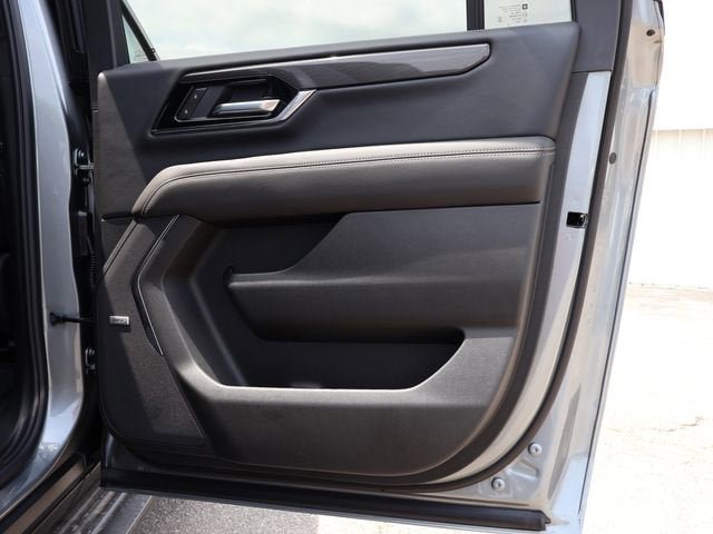New 2026 GMC Yukon XL Elevation w/ Elevation Premium Package AWD/4WD image 15