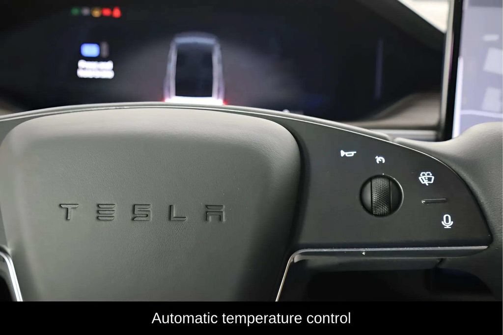 Used 2023 Tesla Model X AWD/4WD image 15