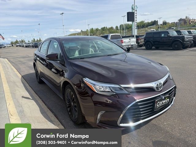 Used 2016 Toyota Avalon Touring FWD image 3