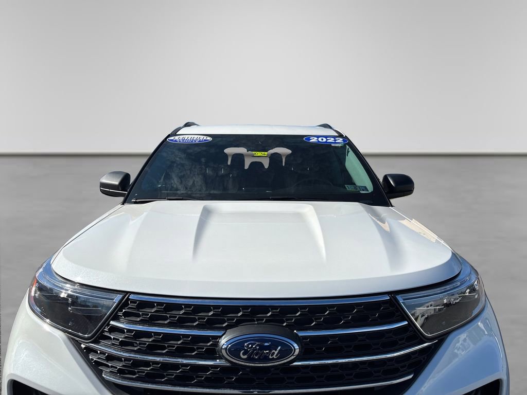 Used 2022 Ford Explorer XLT image 14