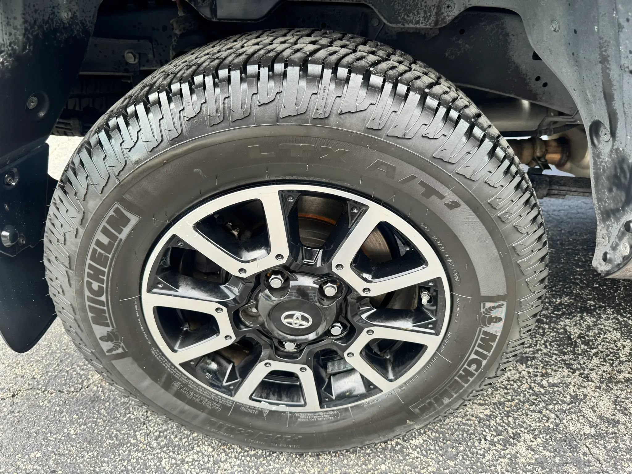 Used 2017 Toyota Tundra Limited w/ TRD Off Road Package RWD image 17