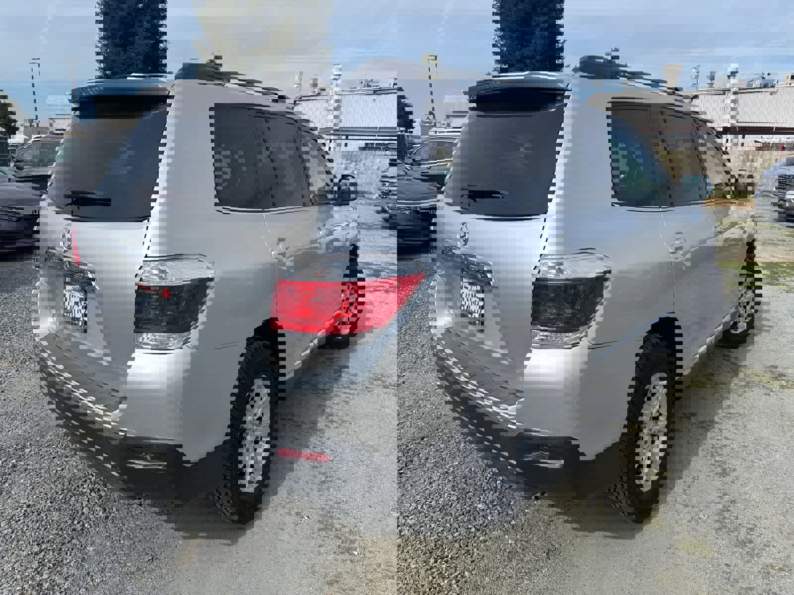 Used 2013 Toyota Highlander Plus image 5