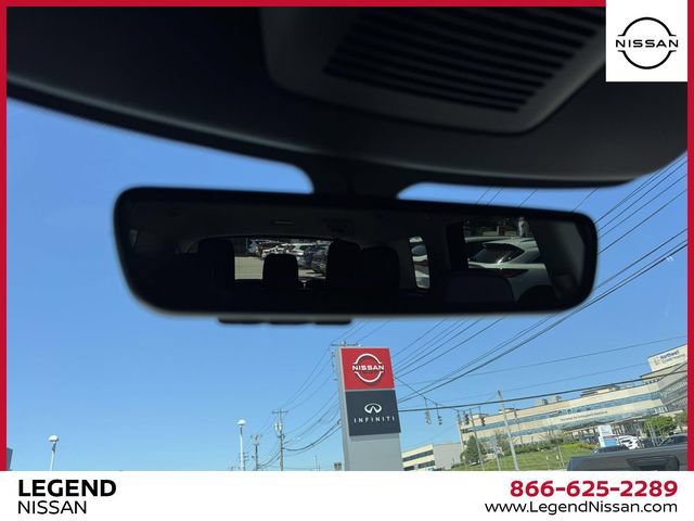 Certified 2023 Nissan Pathfinder SL w/ Black Appearance Package AWD/4WD image 32