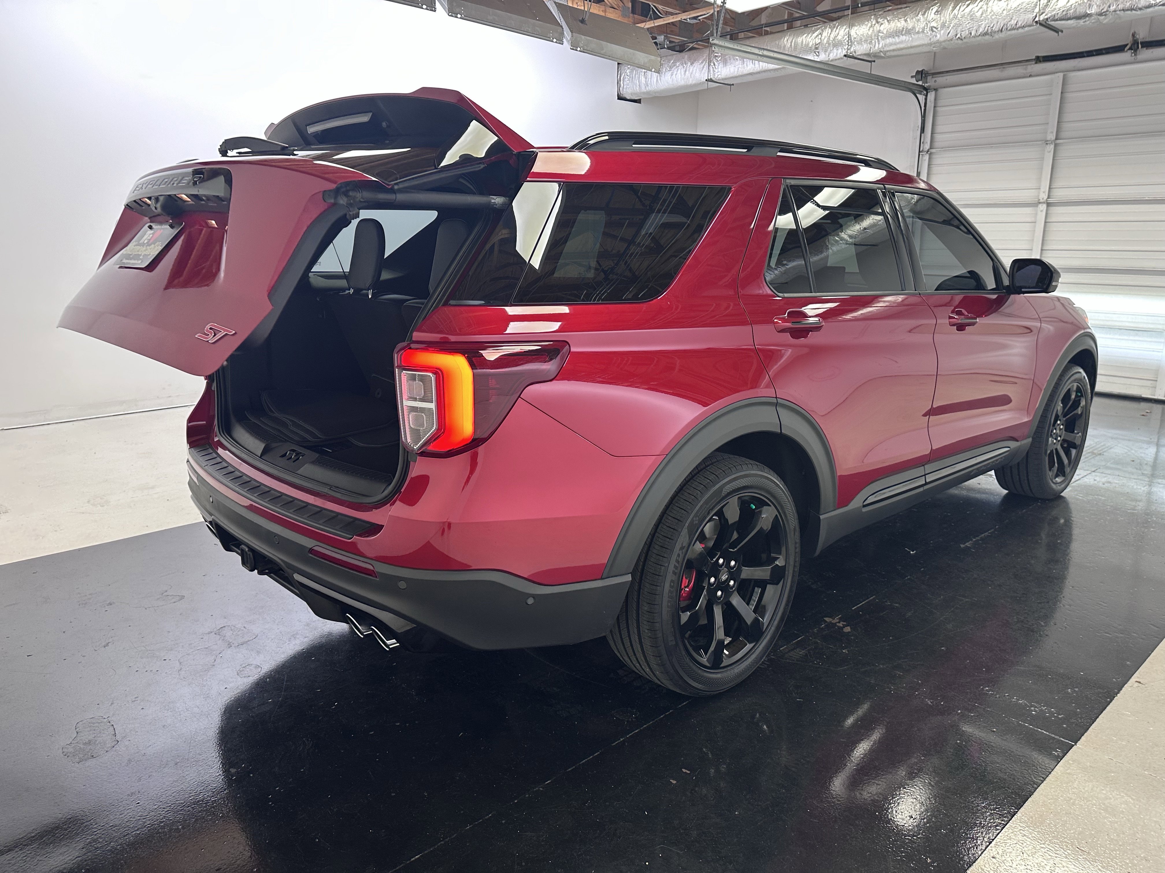 Used 2020 Ford Explorer ST w/ ST Street Pack image 69