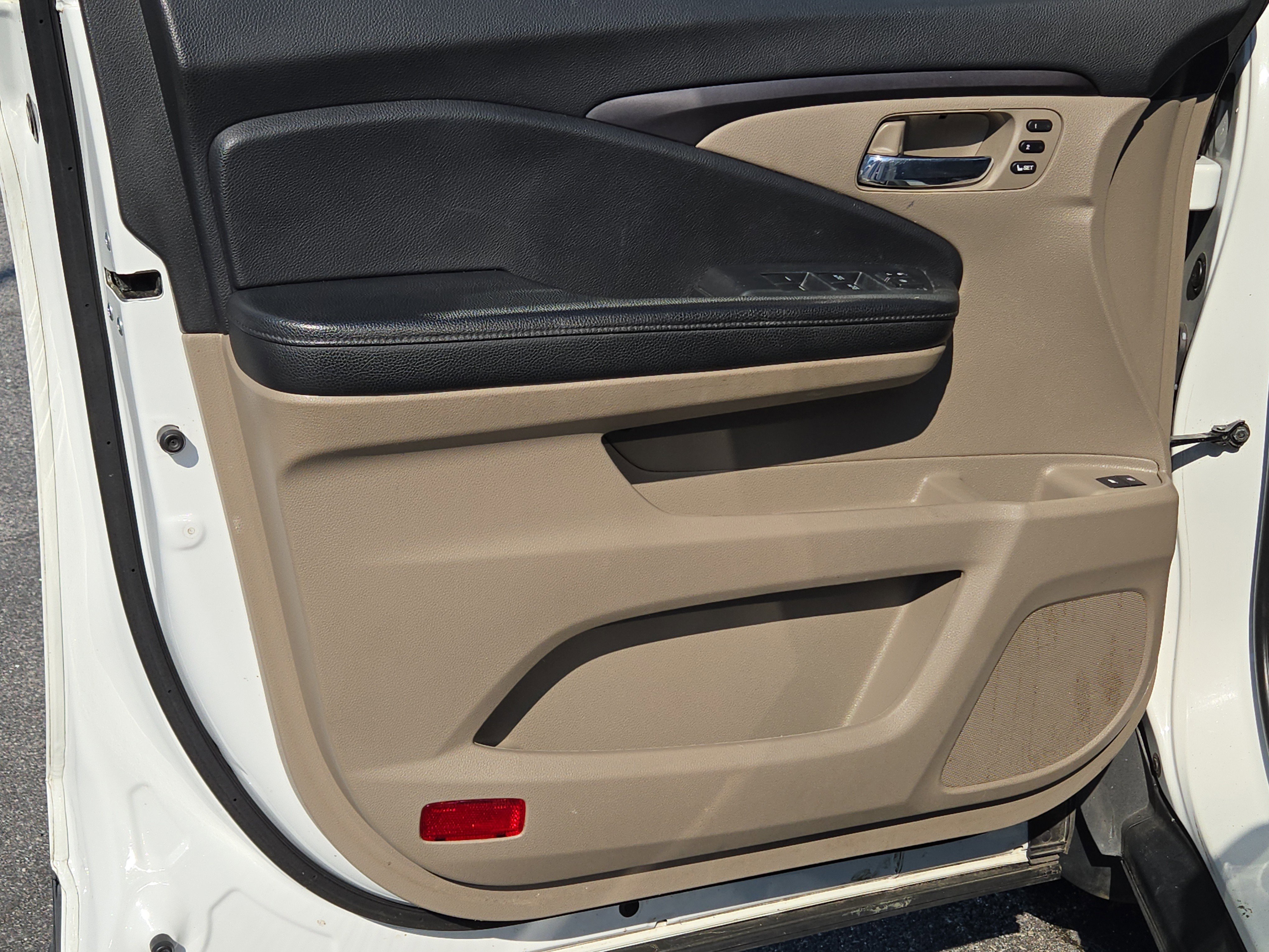 Used 2021 Honda Pilot EX-L image 16