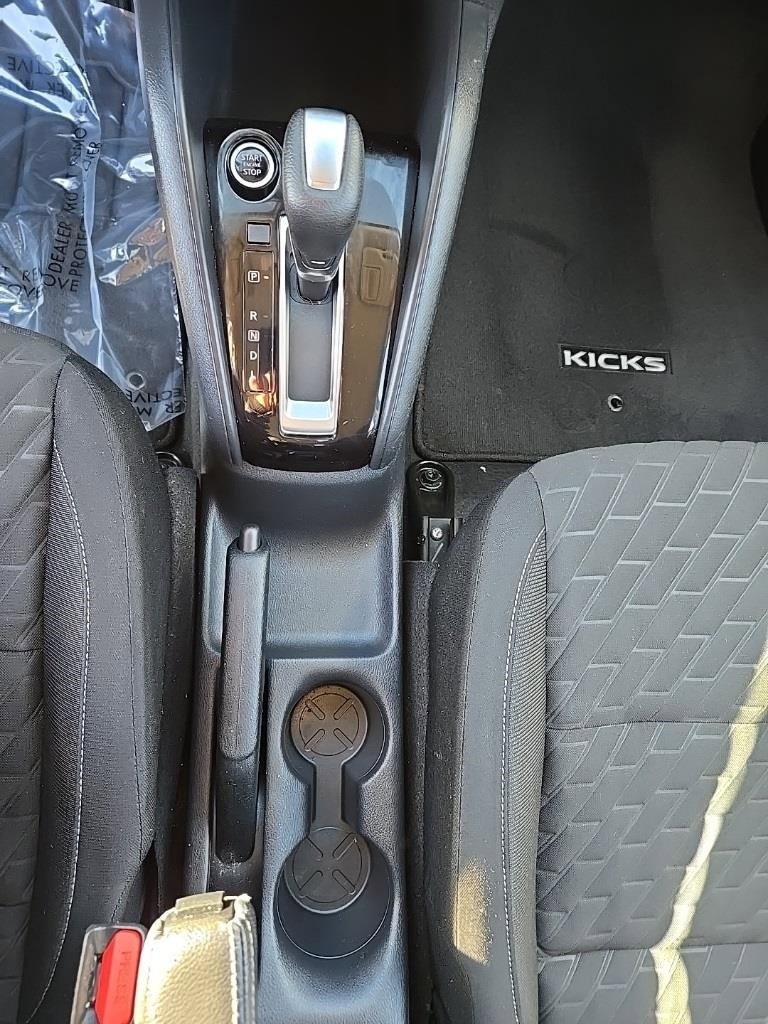 Used 2021 Nissan Kicks S image 26