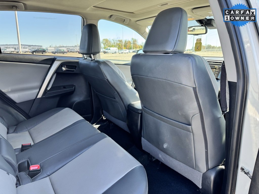 Used 2015 Toyota RAV4 Limited image 17