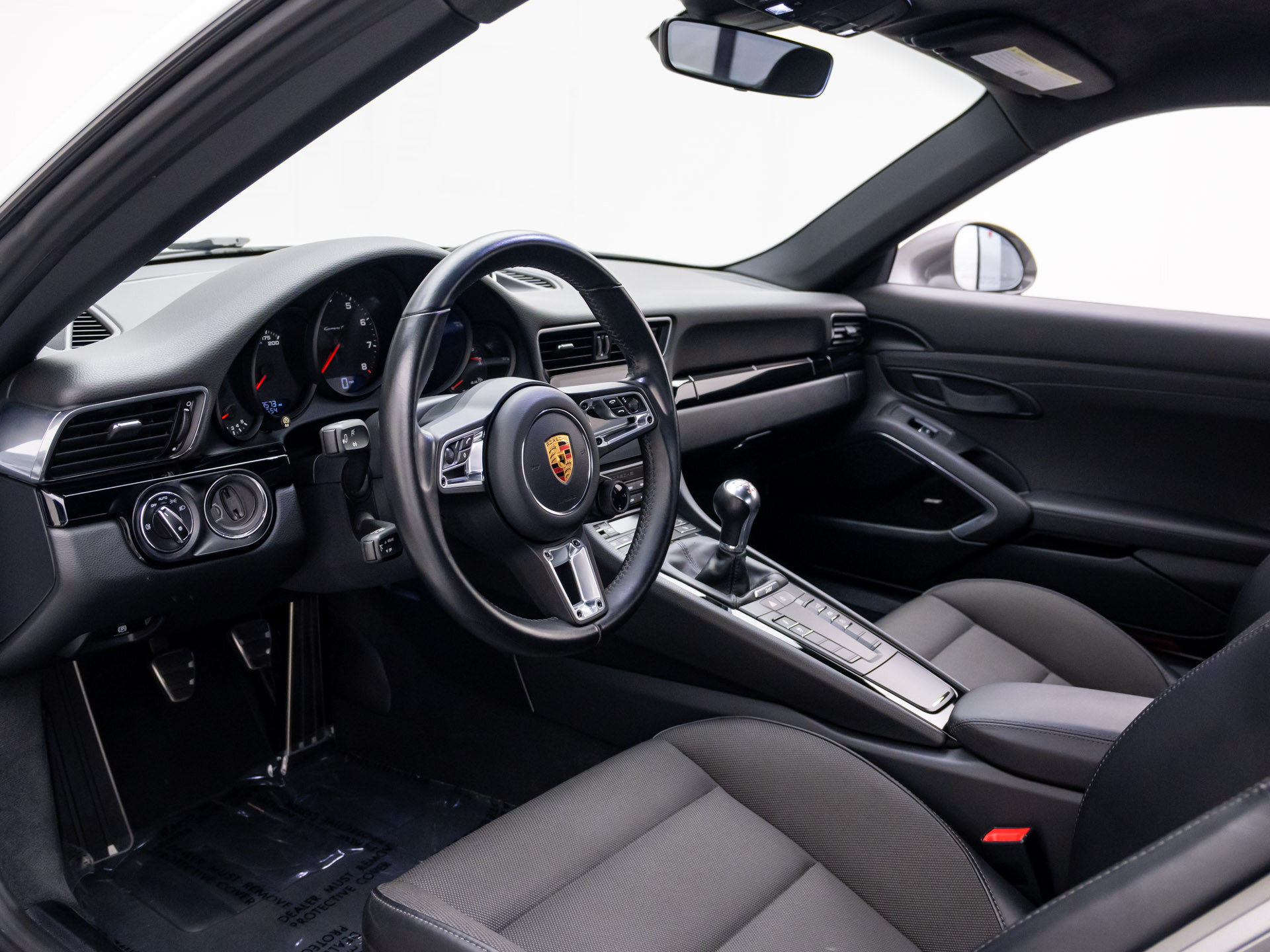 Used 2019 Porsche 911 Carrera T RWD image 4