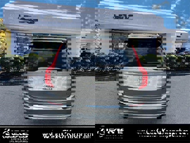 Used 2021 Volvo XC90 T8 Inscription w/ Advanced Package image 4