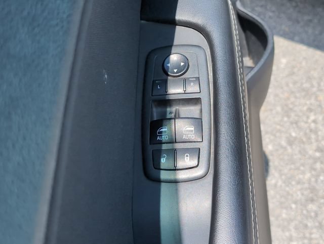 Used 2019 Dodge Challenger GT RWD image 16