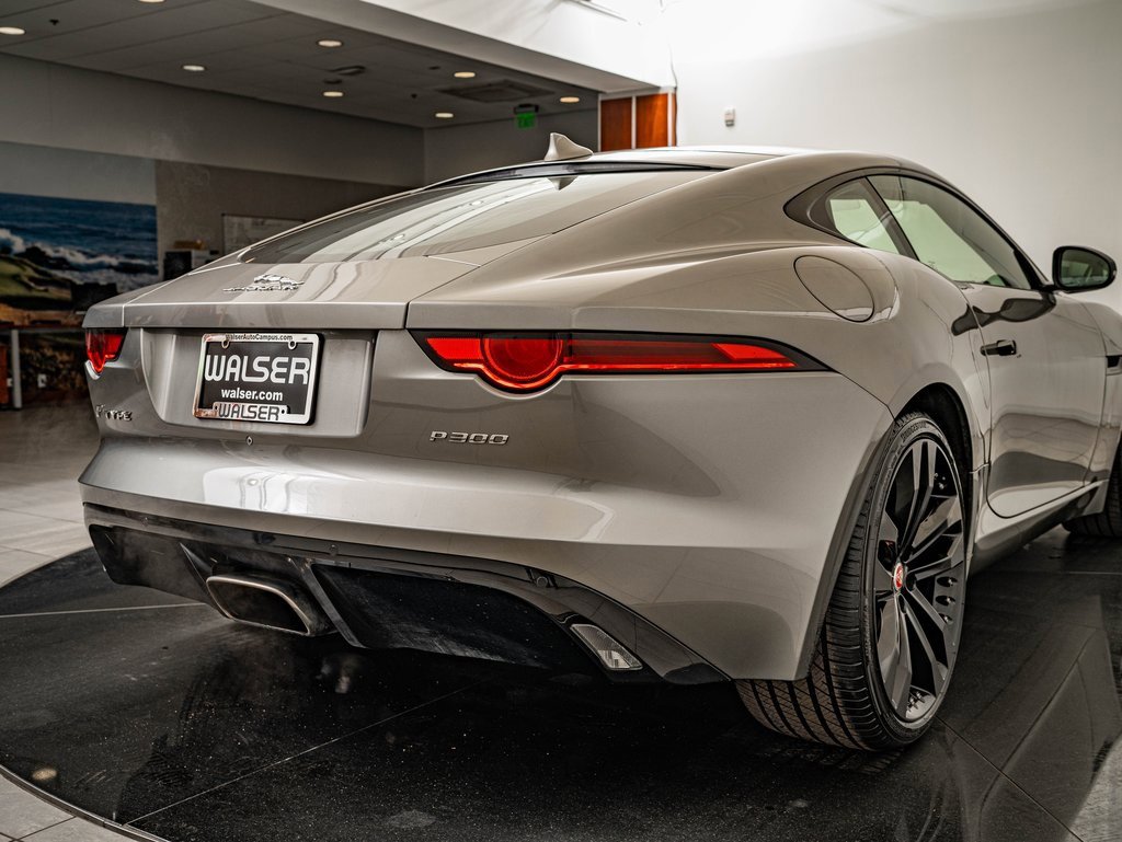 Used 2020 Jaguar F-TYPE Coupe image 18