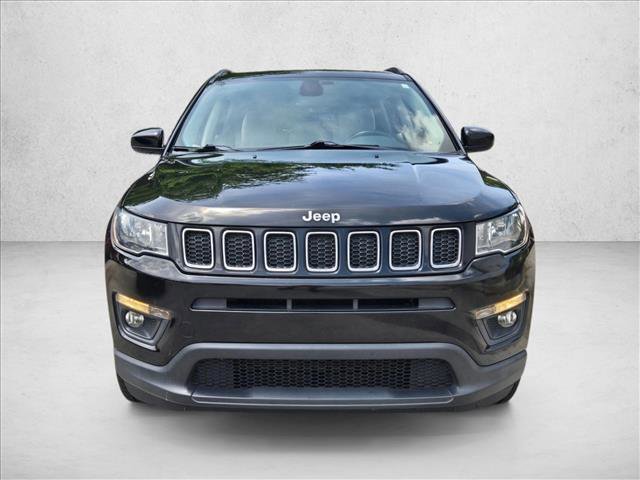 Used 2021 Jeep Compass Latitude w/ Sun and Sound Group AWD/4WD image 2