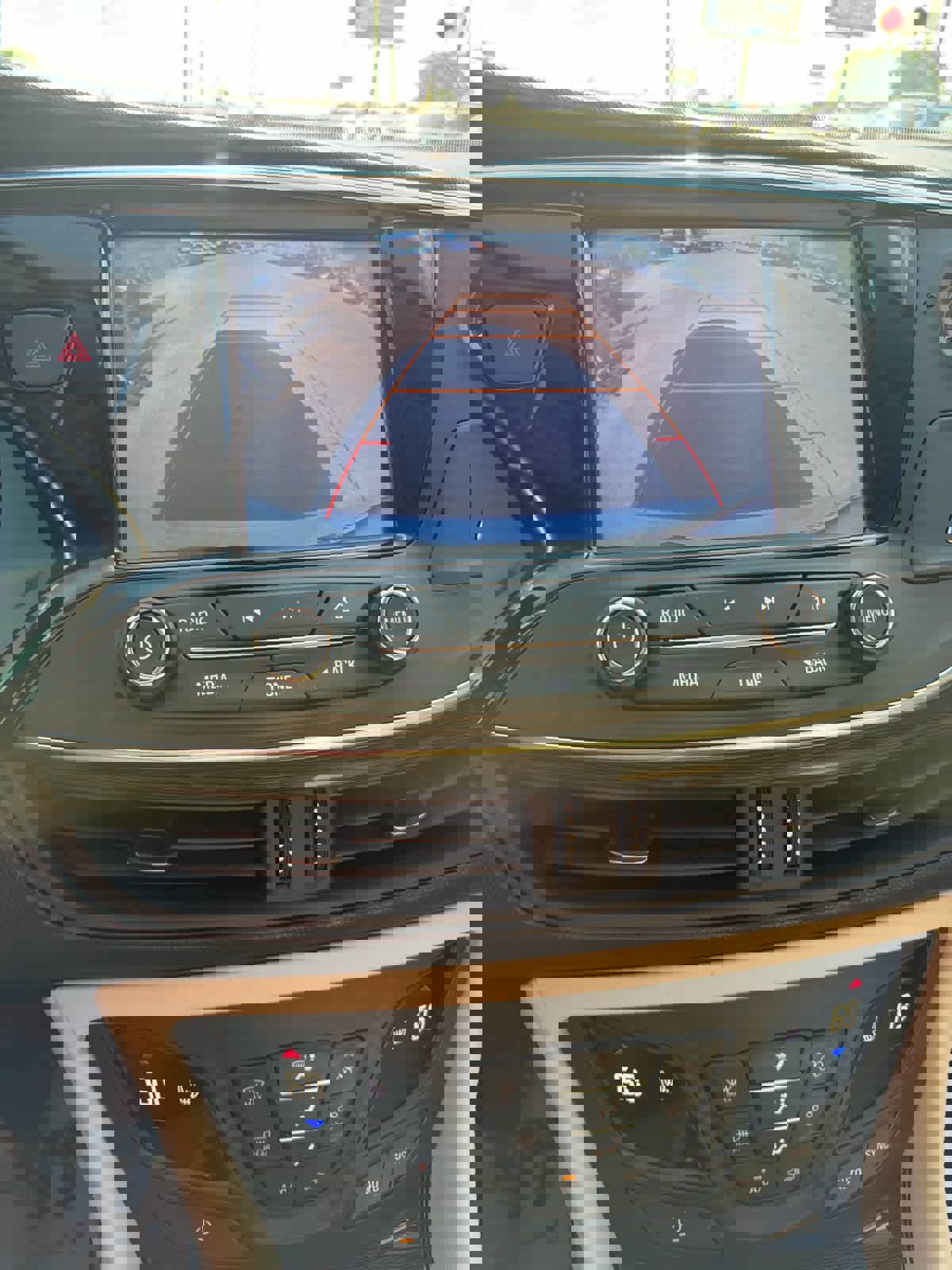 Used 2018 Buick Envision Essence FWD image 15