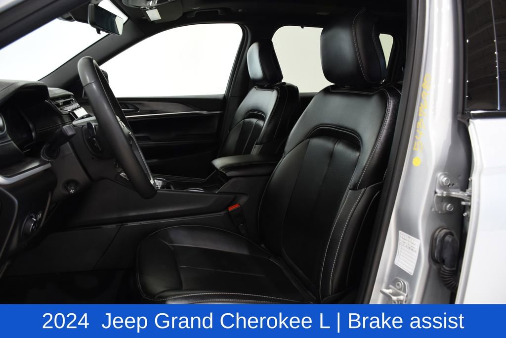 Used 2024 Jeep Grand Cherokee L Limited w/ Luxury Tech Group II image 21