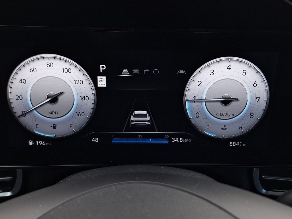 Certified 2024 Hyundai Elantra Limited FWD image 18