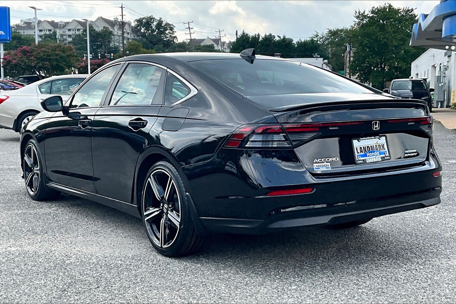 Used 2023 Honda Accord Sport image 12