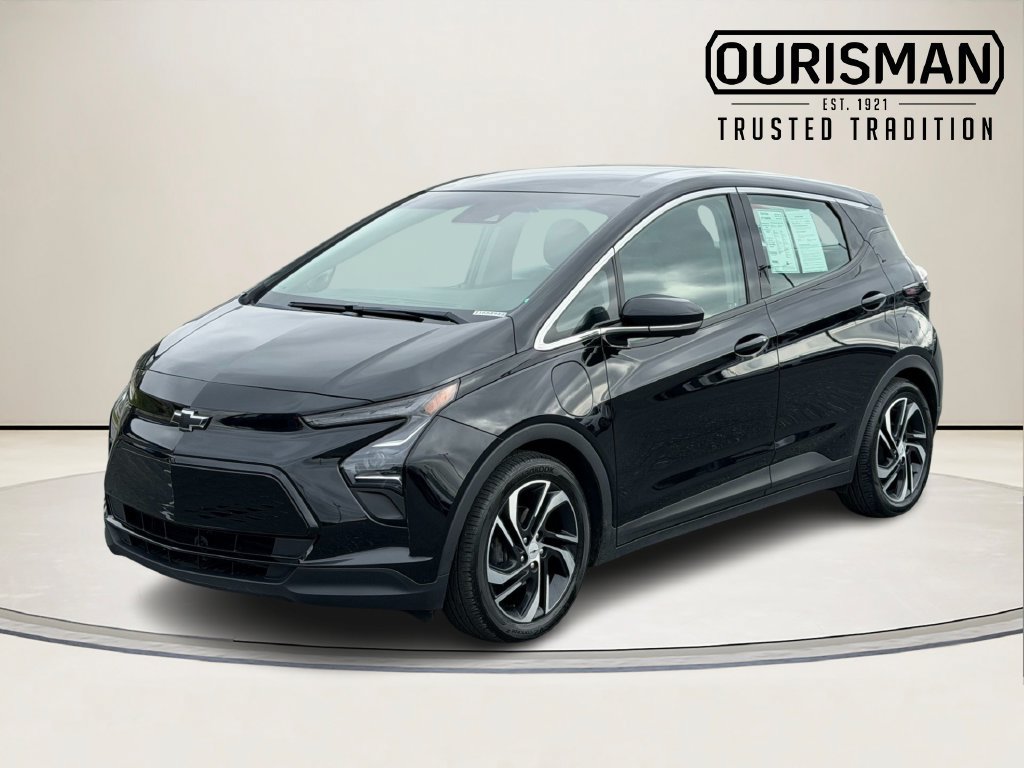 Used 2023 Chevrolet Bolt LT w/ Infotainment Package FWD image 5