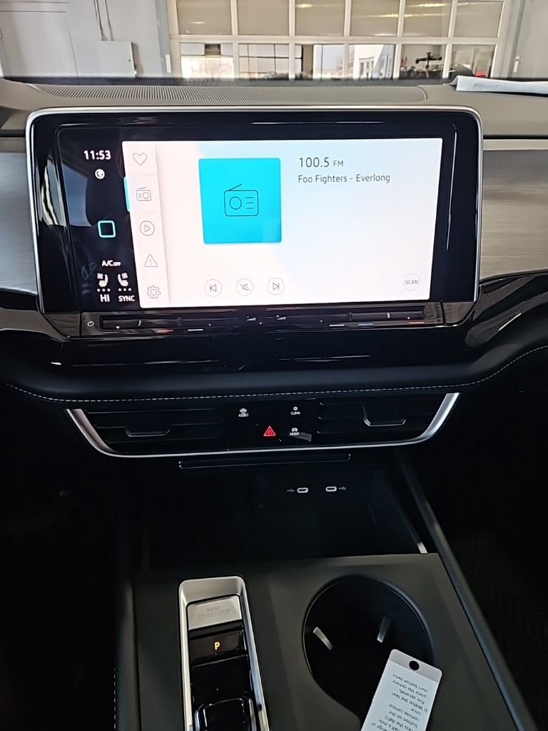 New 2026 Volkswagen Atlas Cross Sport SE image 29