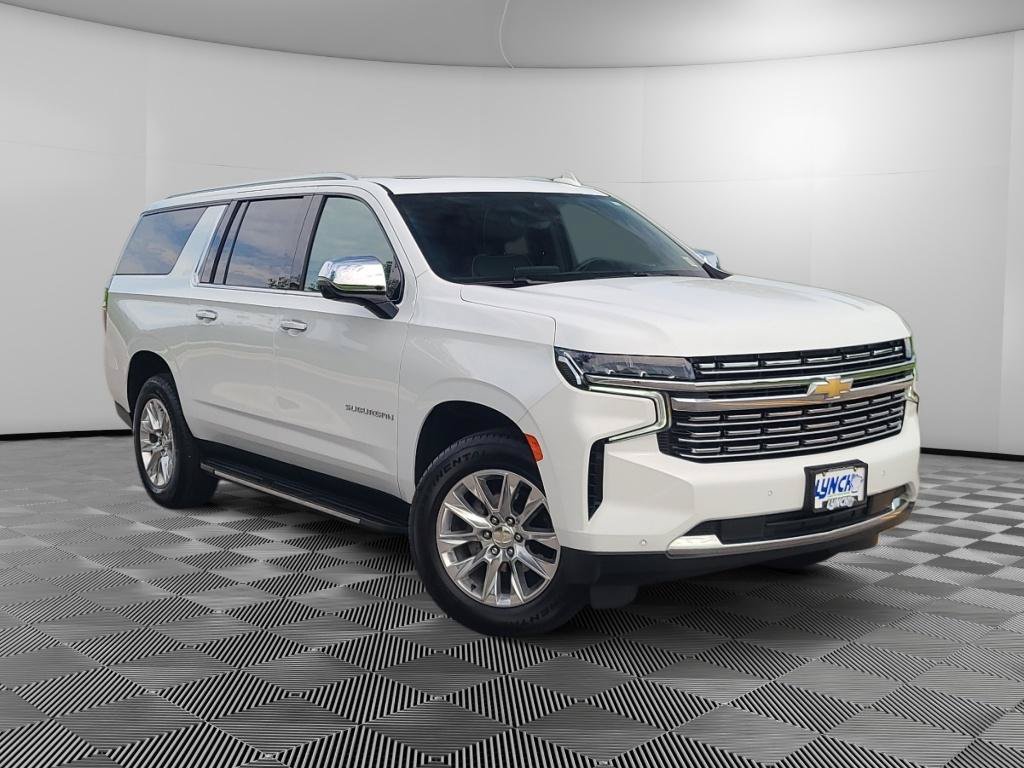 Used 2024 Chevrolet Suburban Premier AWD/4WD image 5