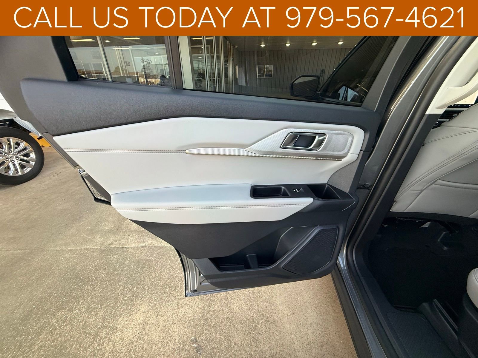 New 2026 Ford Explorer Active image 26