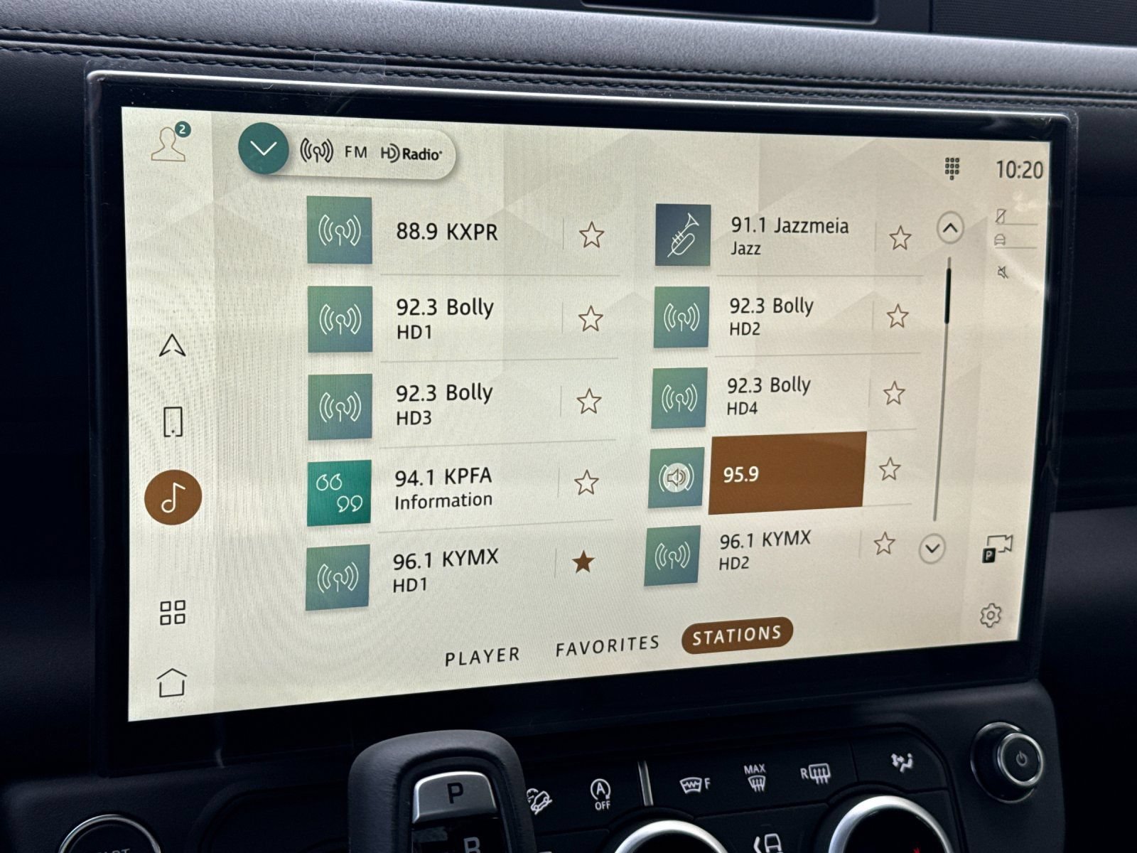 New 2026 Land Rover Defender 110 X-Dynamic SE AWD/4WD image 18