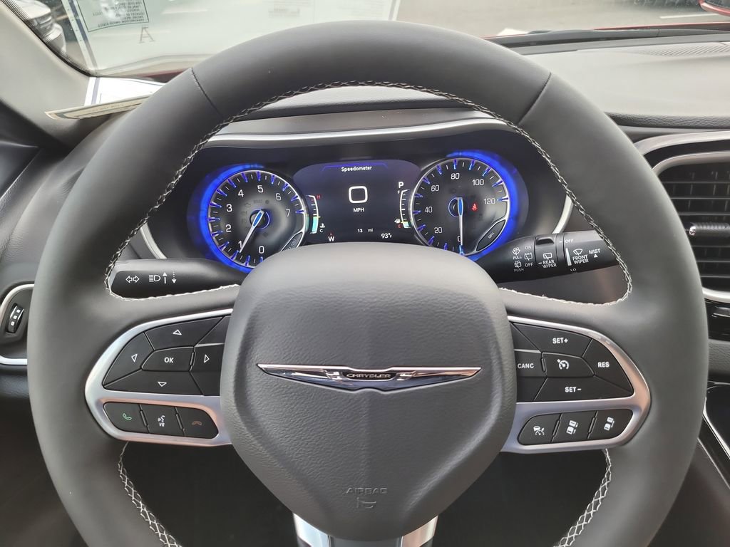 New 2026 Chrysler Voyager LX image 30