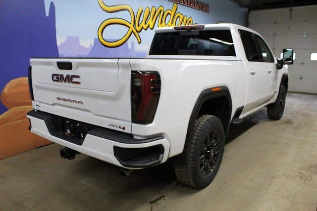 New 2026 GMC Sierra 2500 AT4 w/ Technology Package image 5
