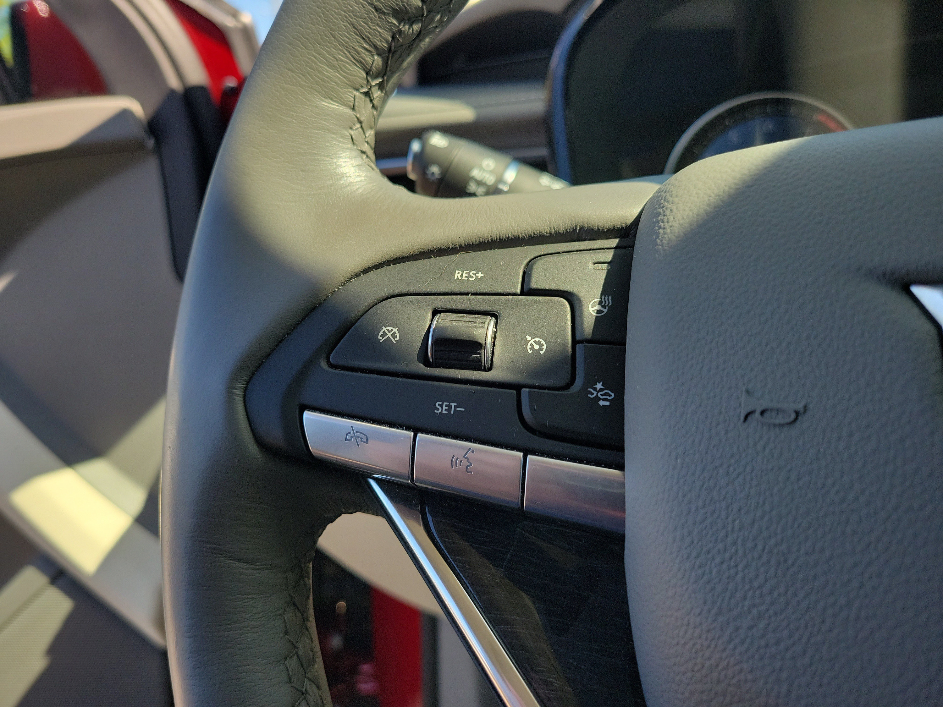 Used 2024 Cadillac XT6 Premium Luxury FWD image 23
