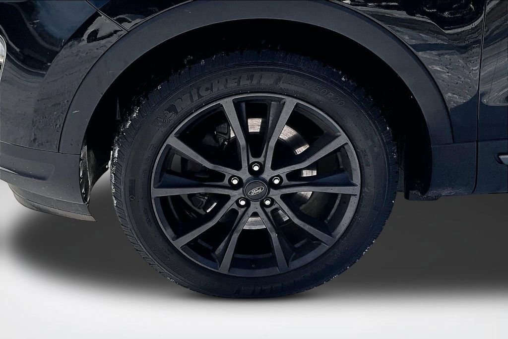 Used 2018 Ford Explorer XLT w/ XLT Appearance Package image 33