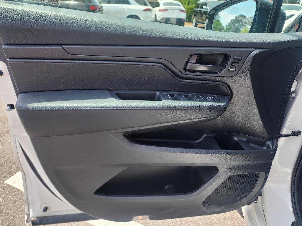 Used 2025 Honda Odyssey Sport-L image 16