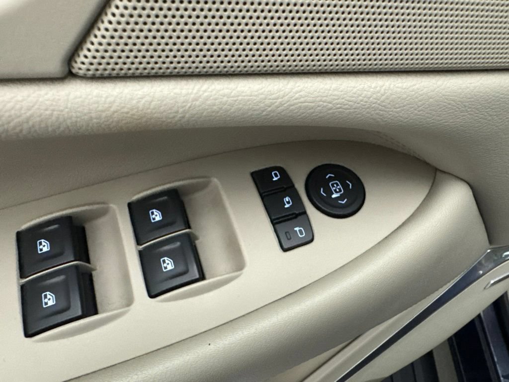 Used 2019 Cadillac Escalade Premium Luxury AWD/4WD image 27