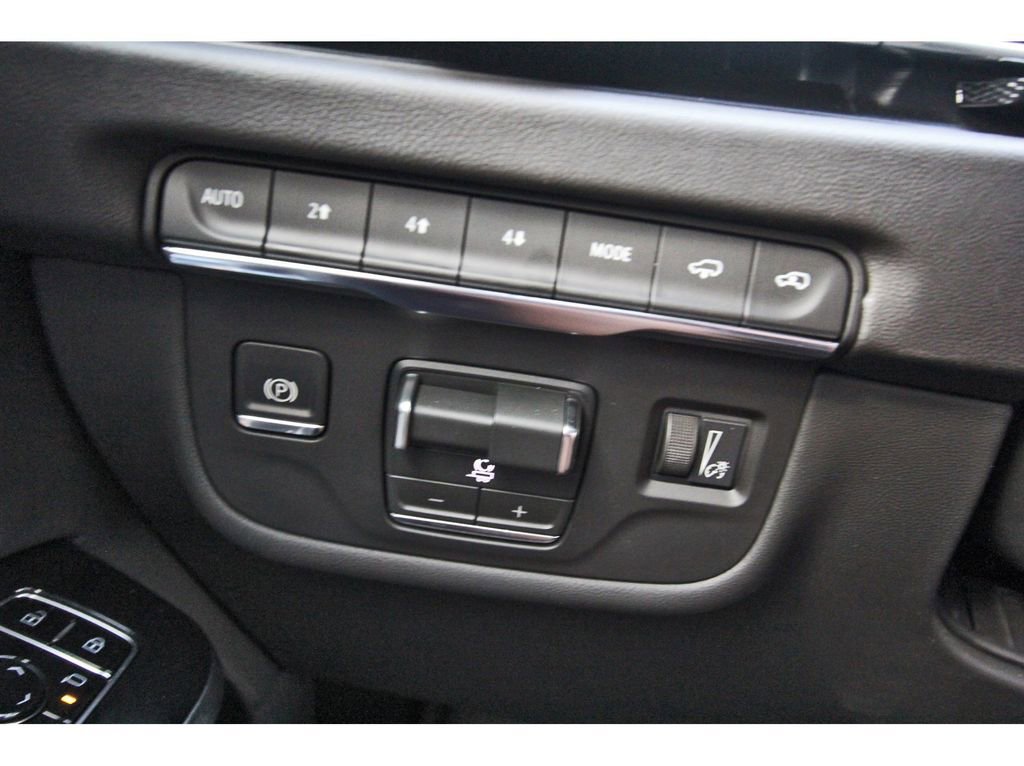 New 2026 Cadillac Escalade ESV Luxury image 15