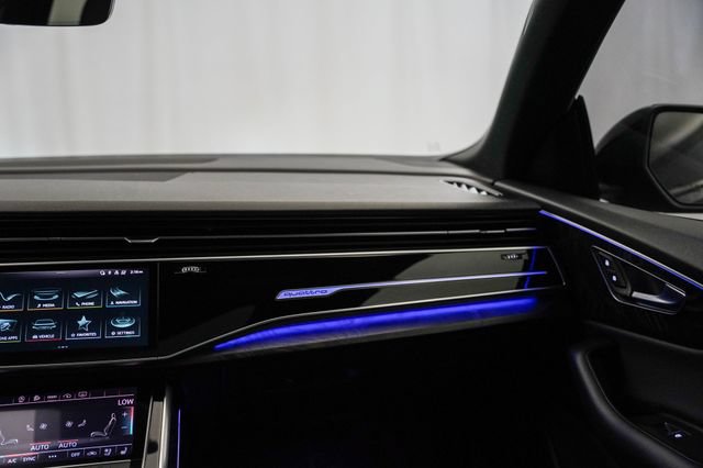 Used 2021 Audi Q8 Premium Plus w/ Premium Plus Package AWD/4WD image 5
