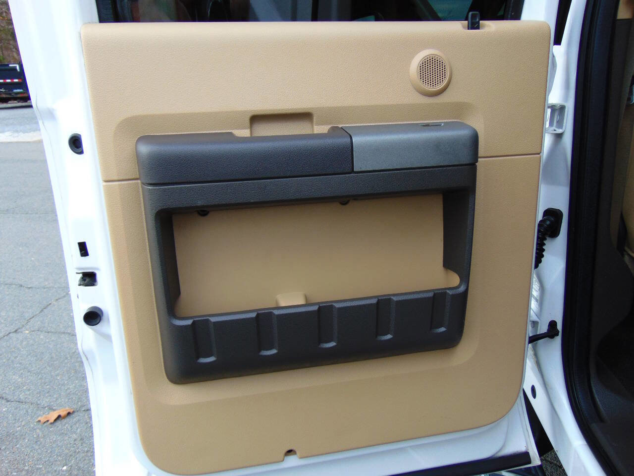 Used 2011 Ford F250 Lariat w/ Lariat Ultimate Pkg image 50