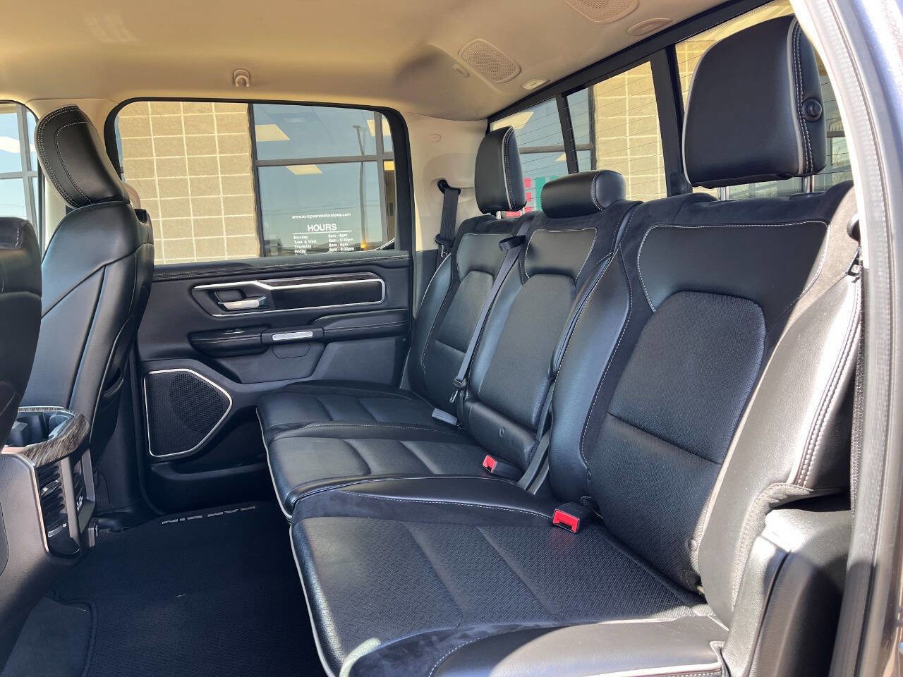 Used 2019 RAM 1500 Laramie image 18