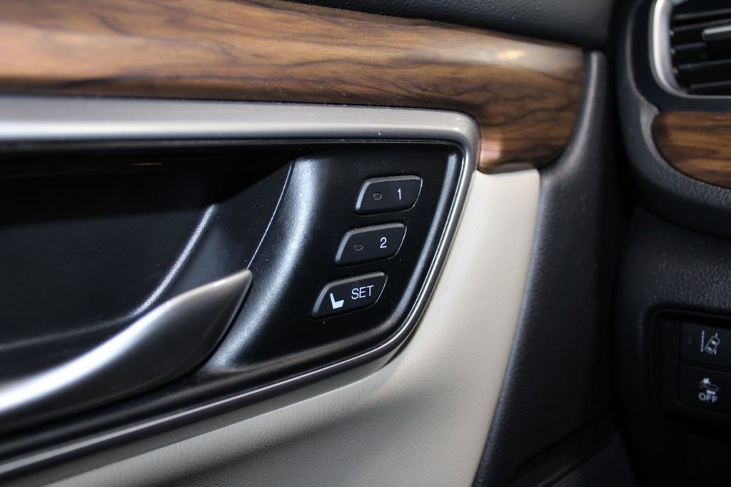 Used 2021 Honda CR-V Touring image 41