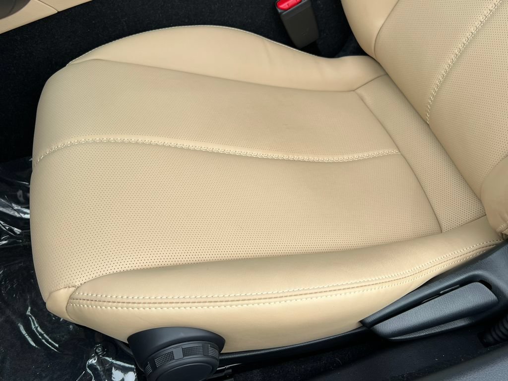 New 2026 MAZDA MX-5 Miata RF Grand Touring RWD image 11