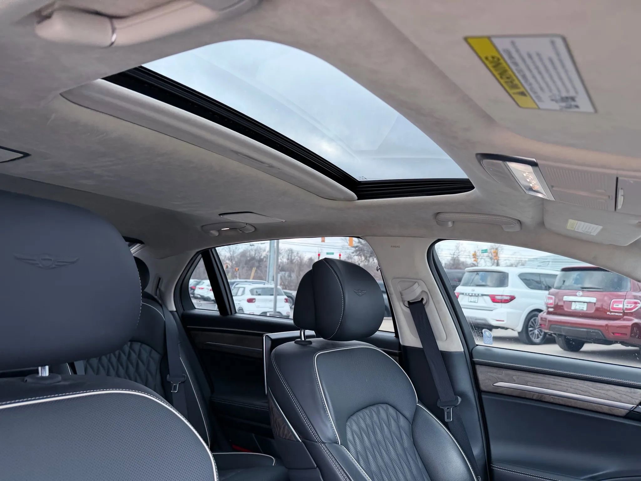 Used 2021 Genesis G90 5.0 Ultimate image 27