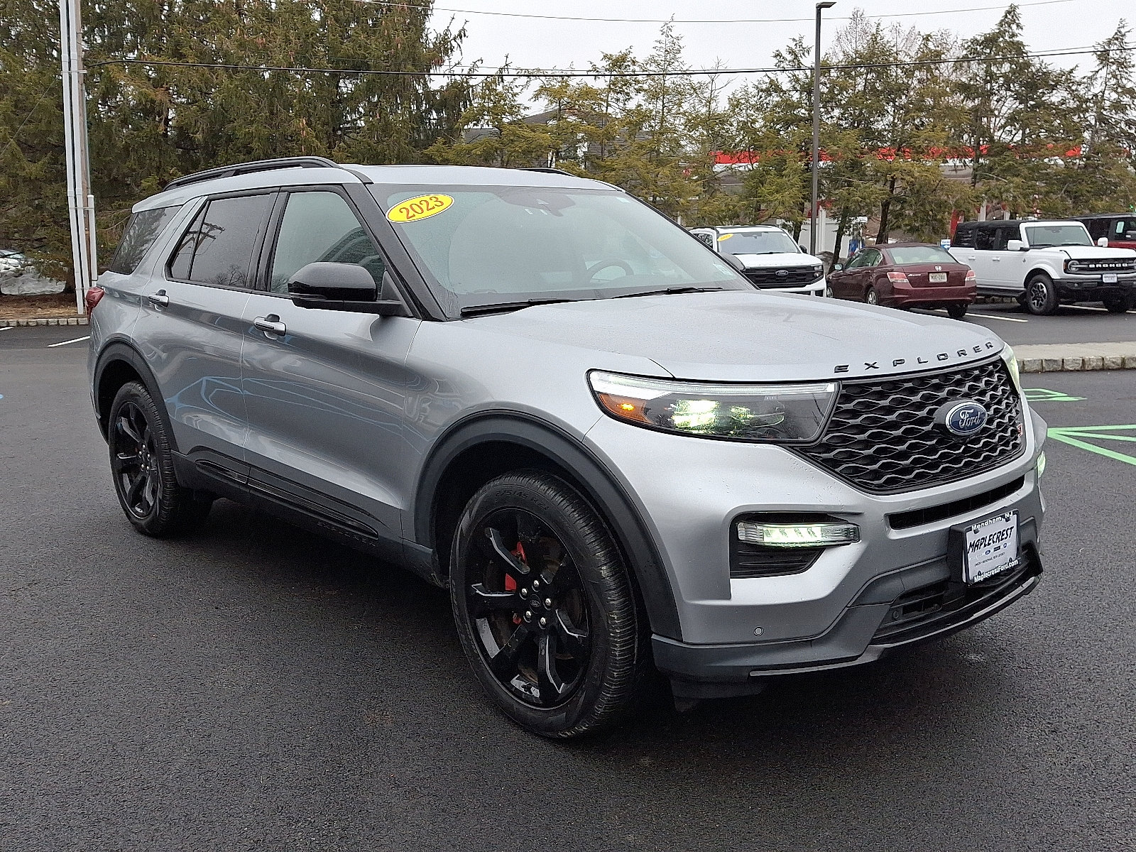 Certified 2023 Ford Explorer ST w/ Equipment Group 401A image 3