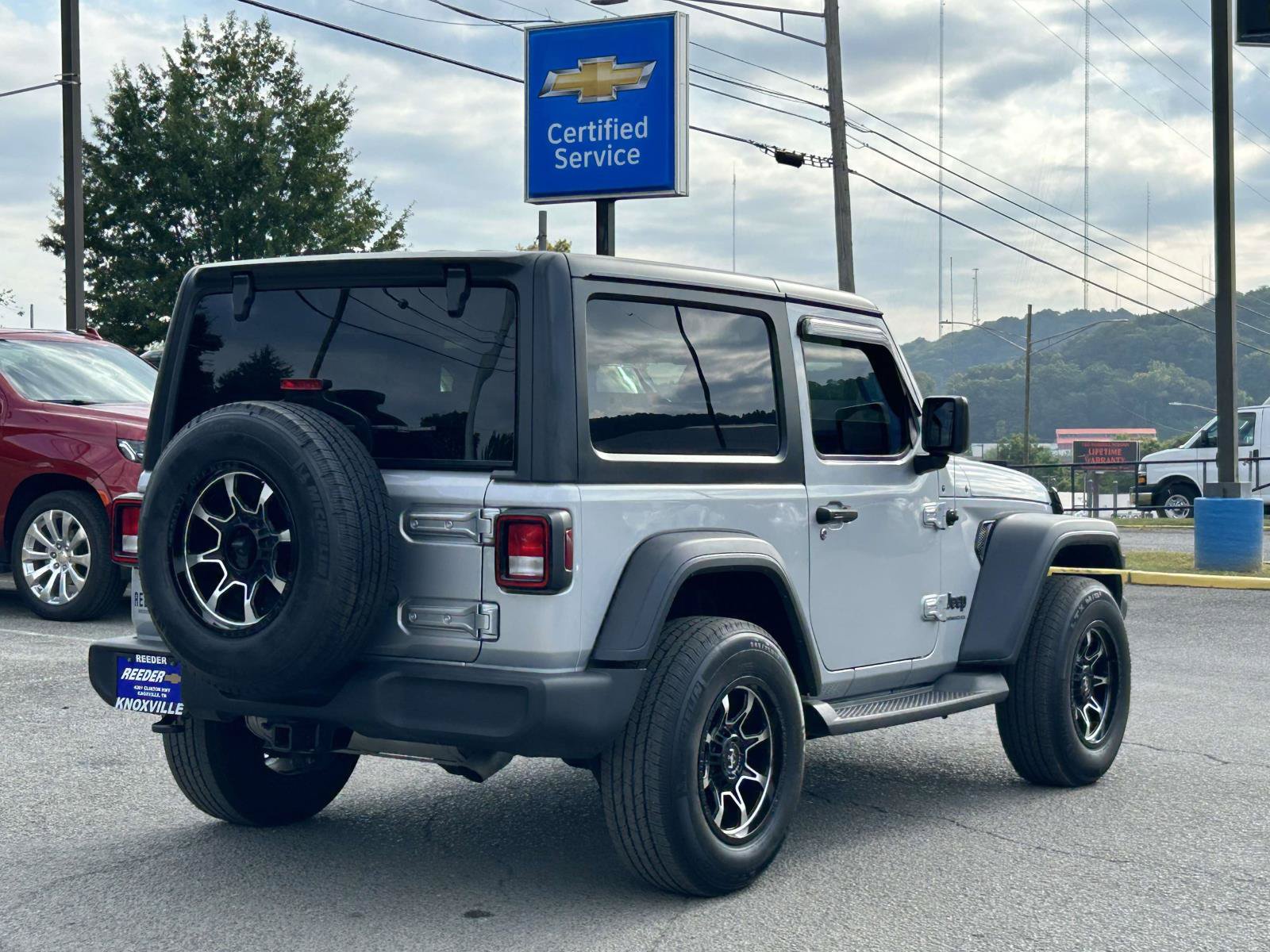 Used 2023 Jeep Wrangler Sport AWD/4WD image 7