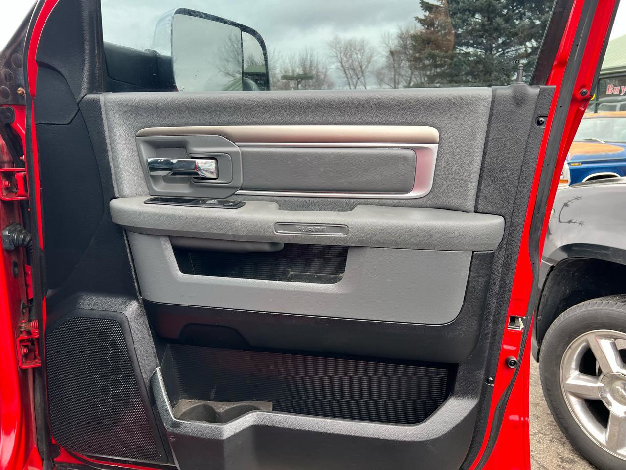 Used 2014 RAM 2500 SLT image 16