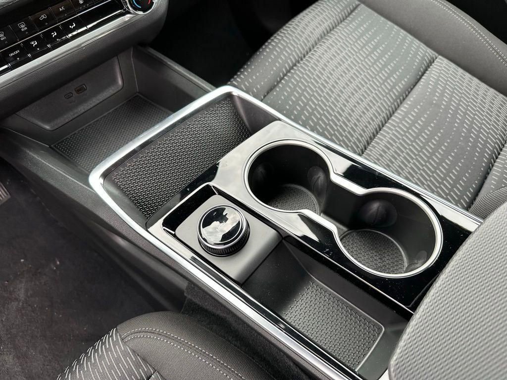 New 2026 Chevrolet Equinox LT image 23