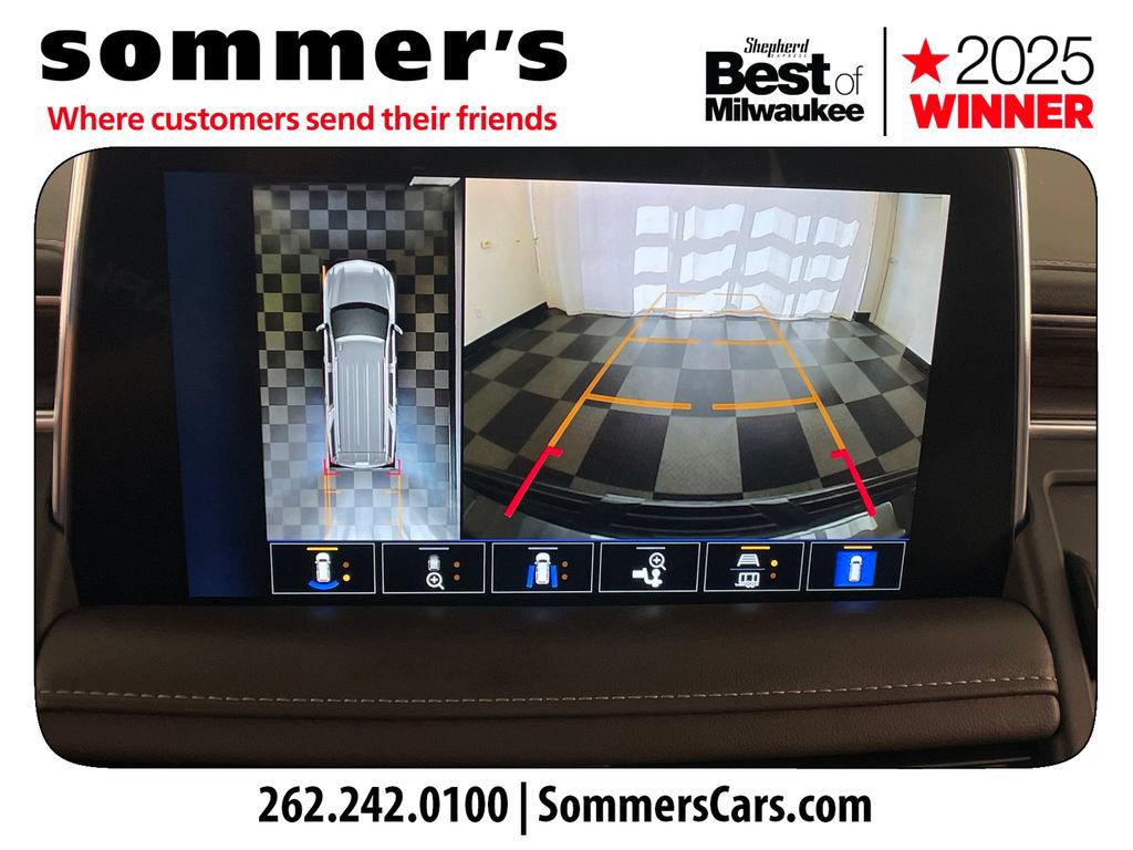 Used 2022 Chevrolet Suburban LT w/ LT Signature Plus Package AWD/4WD image 18