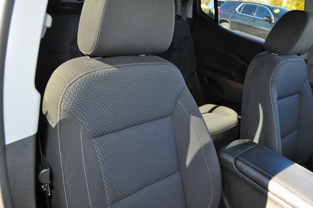 Used 2023 GMC Acadia SLE w/ Driver Convenience Package image 21