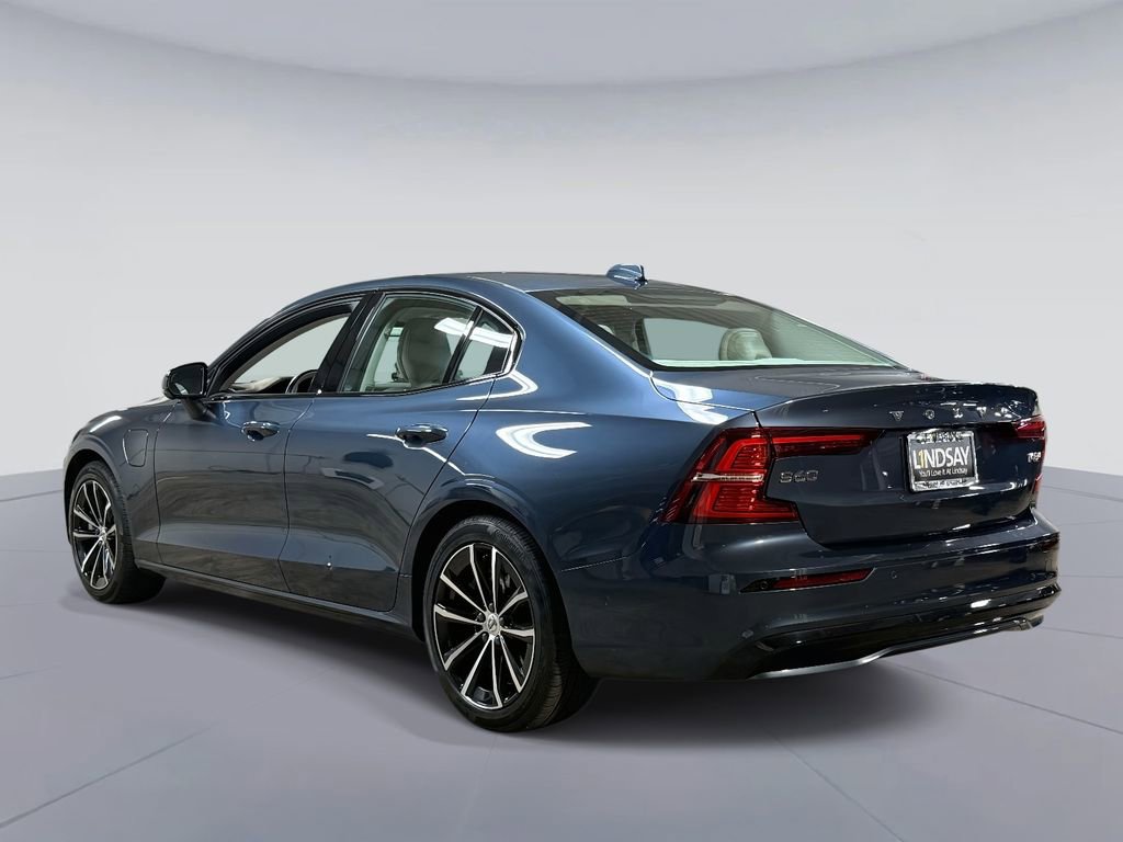 Used 2025 Volvo S60 T8 Plus image 12