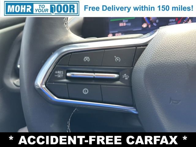 Used 2025 Chevrolet Traverse LT image 24