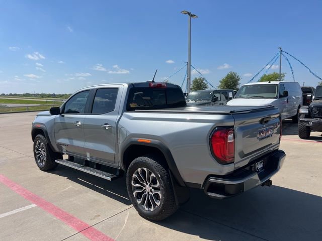 Used 2025 GMC Canyon Denali image 4